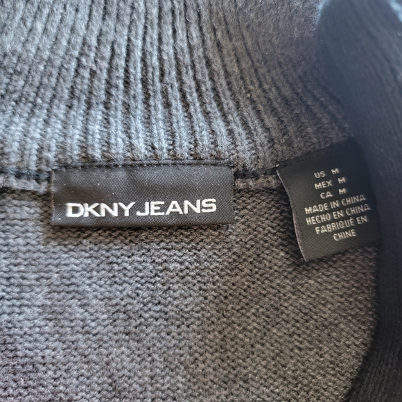DKNY Quarterzip Men's Medium Sweater - Picture 7 of 7